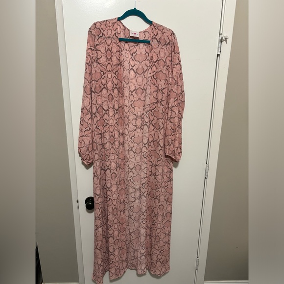 BuddyLove Pink Duster (XL) - Picture 3 of 4